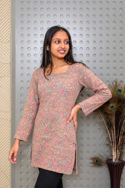 Mauve Pink Floral Printed Straight Kurti for Women